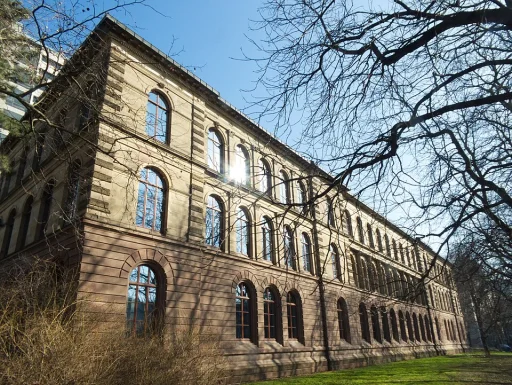 Universitatea din Stuttgart