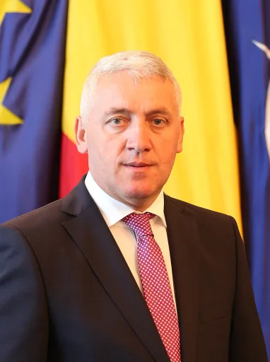 Adrian Țuțuianu