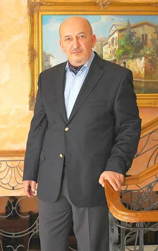 Crin Halaicu